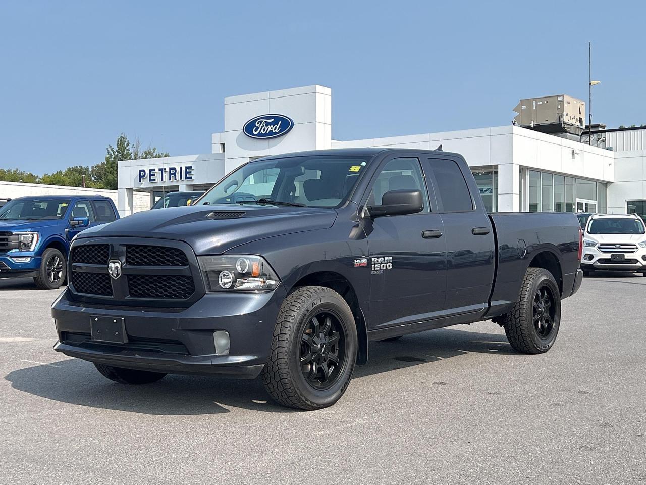 Used 2019 RAM 1500 Classic Express 4x4 Quad Cab 6'4  Box for sale in Kingston, ON