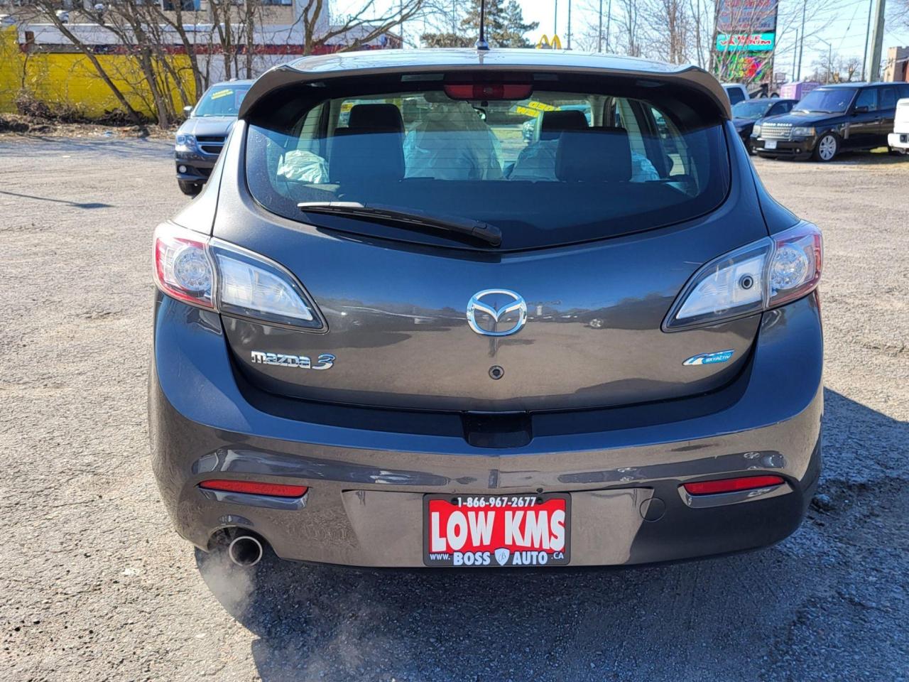 2013 Mazda MAZDA3 GS-SKY Photo2