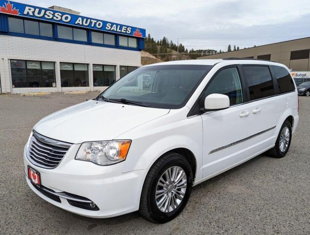 2015 Chrysler Town & Country Touring, Leather Stow'N'Go