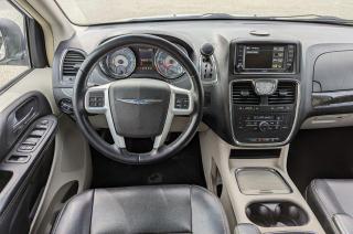 2015 Chrysler Town & Country Touring, Leather Stow'N'Go - Photo #18