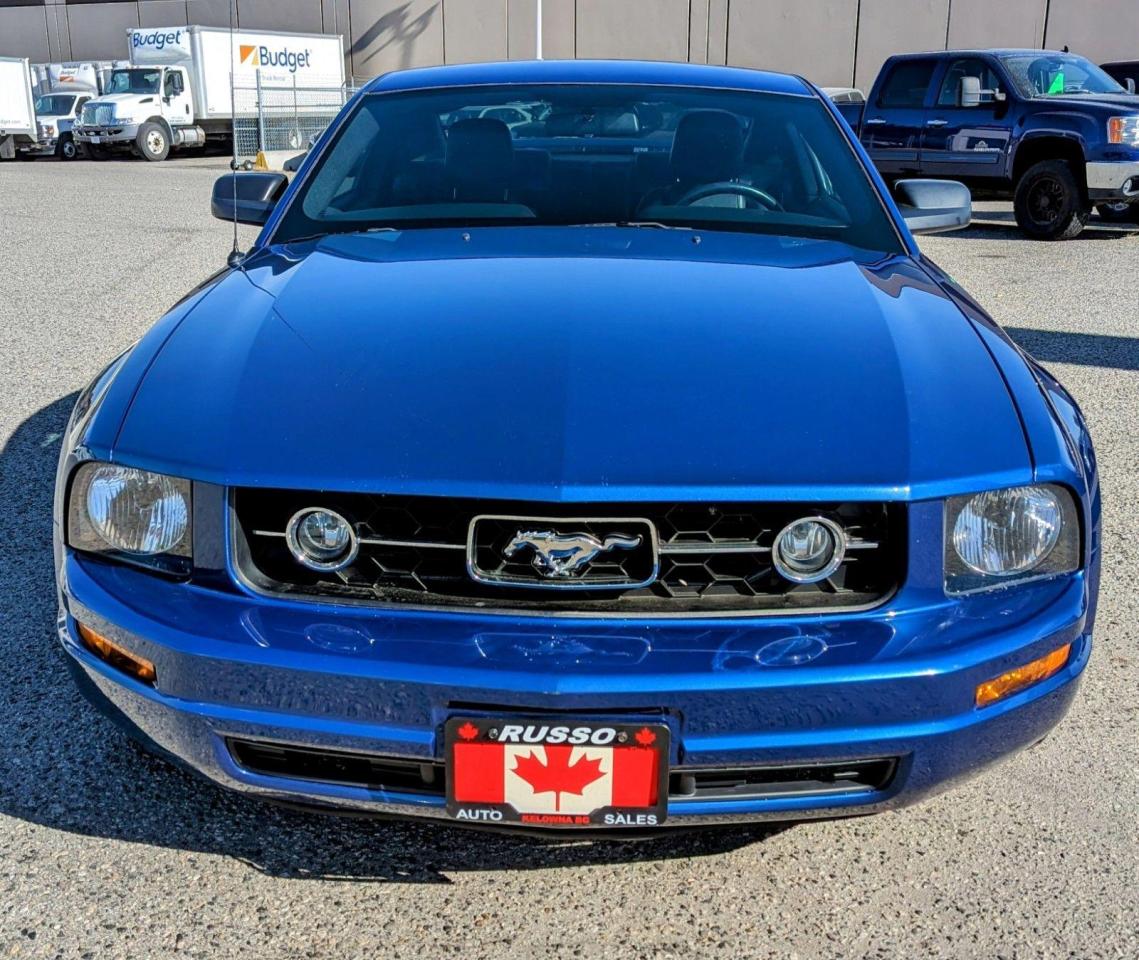 2006 Ford Mustang Low Km, 2 Dr Coupe, Leather, 5MT - Photo #2