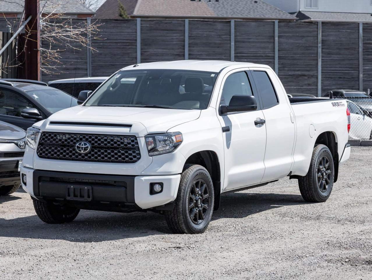 Used 2019 Toyota Tundra SR5 Plus Double Cab 5.7L AWD / Upgraded Alloys for sale in Toronto, ON