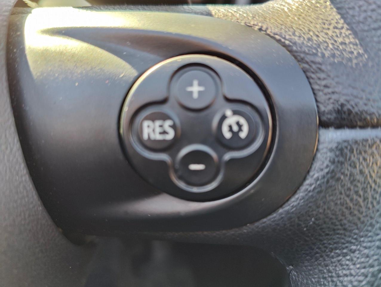 2015 MINI Cooper Convertible Low Mileage • Auto • Comfort Access - Photo #2