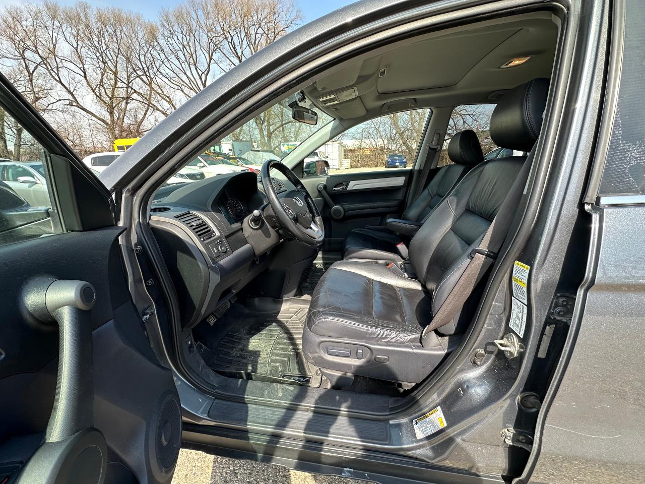 2010 Honda CR-V EX-L with Navigation, Leather, Roof, Certified - Photo #13