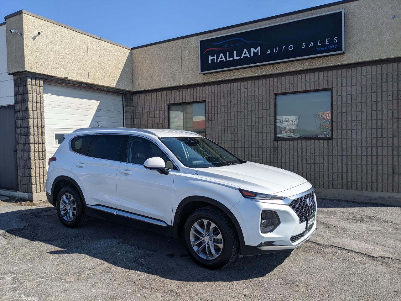 2020 Hyundai Santa Fe 2.4L Essential AWD w/Safety Package - Photo #1