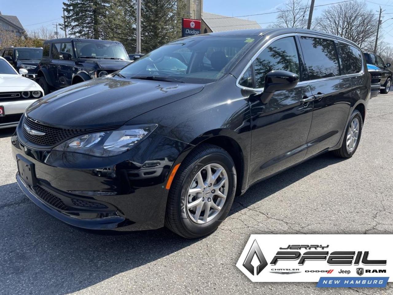 Used 2022 Dodge Grand Caravan SXT CO-CAR - STOW N GO -  LOW KMS for sale in New Hamburg, ON