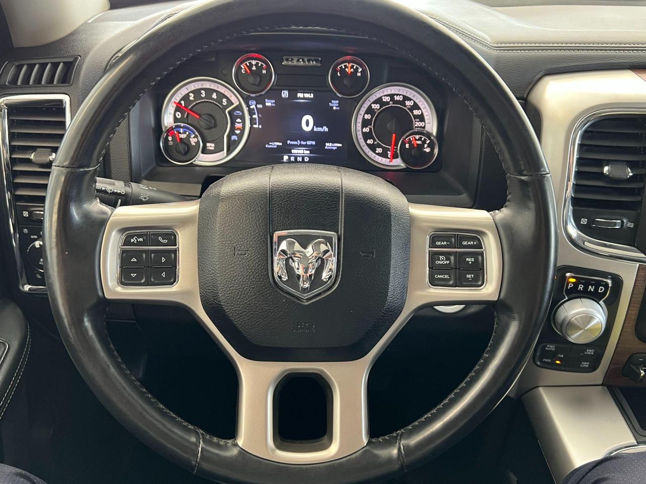 2017 RAM 1500 Laramie 3L V6 Diesel+Cooled Leather+CLEAN CARFAX Photo84