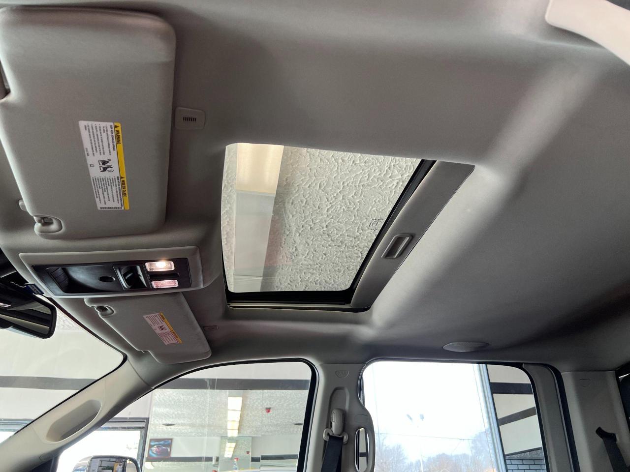 2017 RAM 1500 Laramie 3L V6 Diesel+Cooled Leather+CLEAN CARFAX - Photo #11