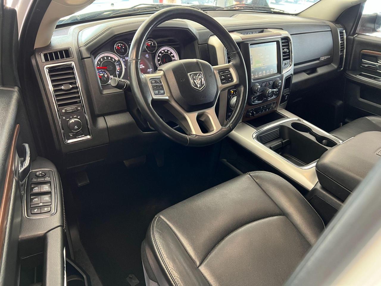 2017 RAM 1500 Laramie 3L V6 Diesel+Cooled Leather+CLEAN CARFAX Photo97
