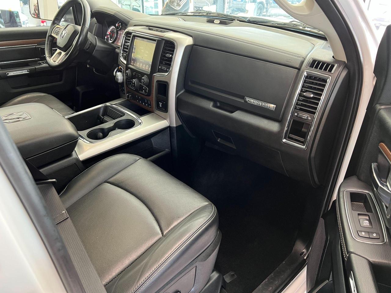 2017 RAM 1500 Laramie 3L V6 Diesel+Cooled Leather+CLEAN CARFAX Photo100