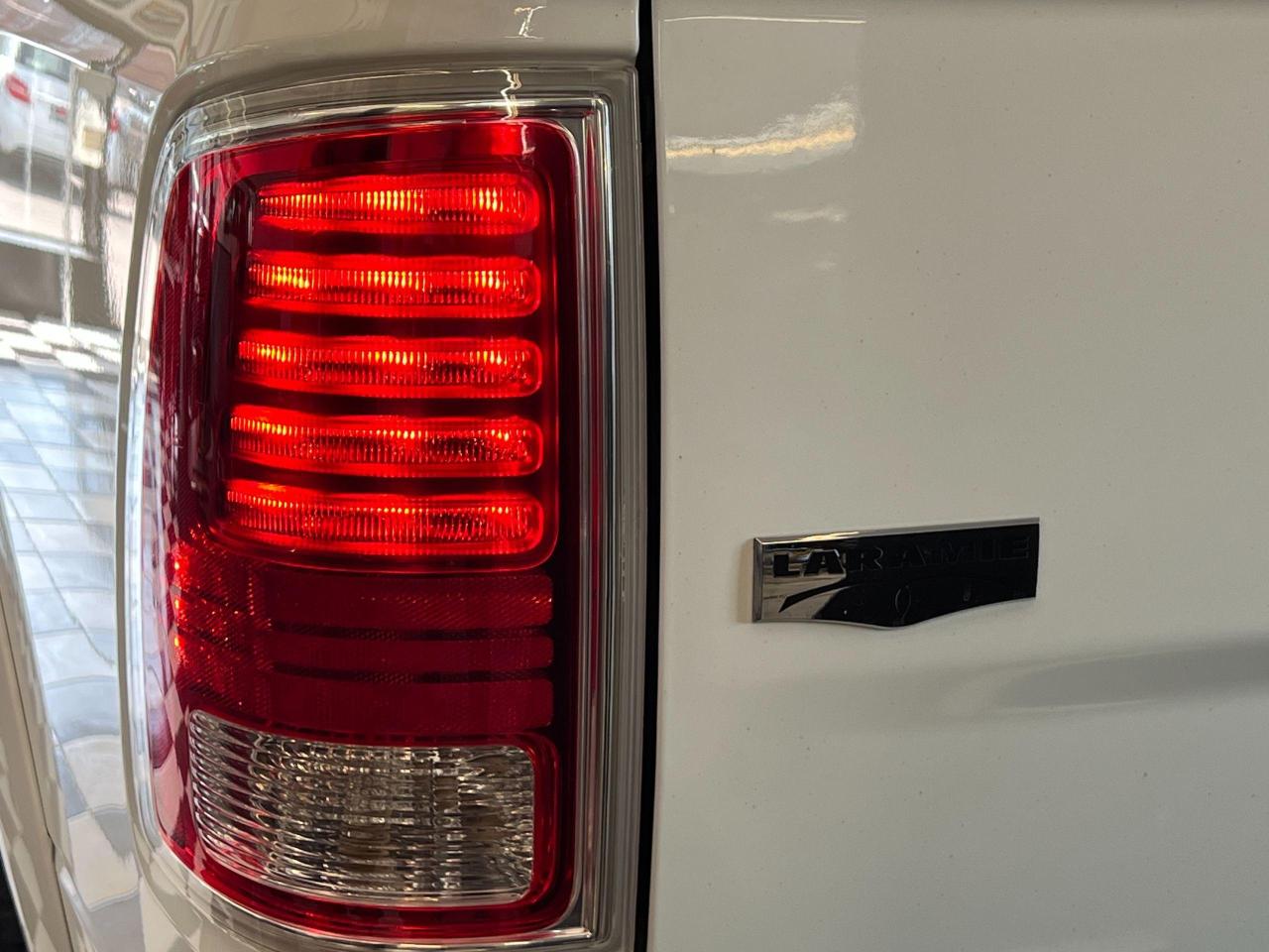 2017 RAM 1500 Laramie 3L V6 Diesel+Cooled Leather+CLEAN CARFAX Photo149