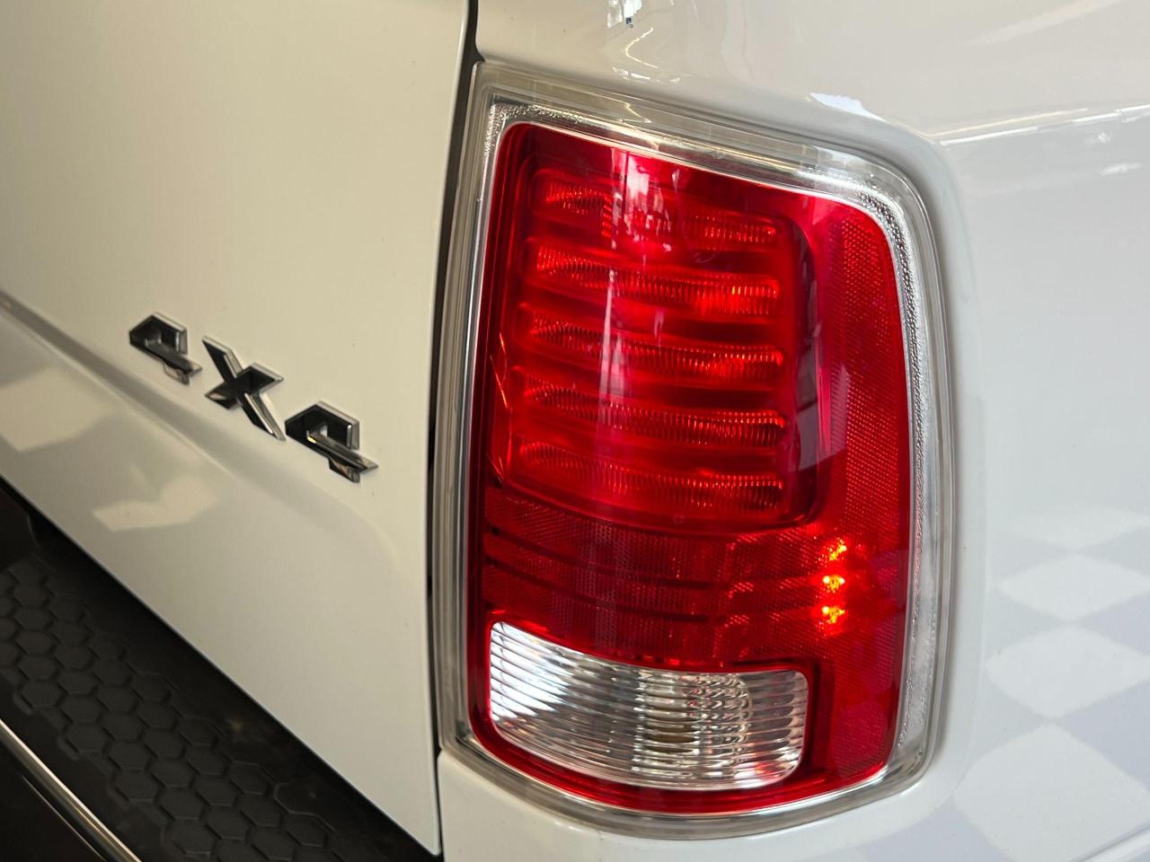 2017 RAM 1500 Laramie 3L V6 Diesel+Cooled Leather+CLEAN CARFAX Photo151