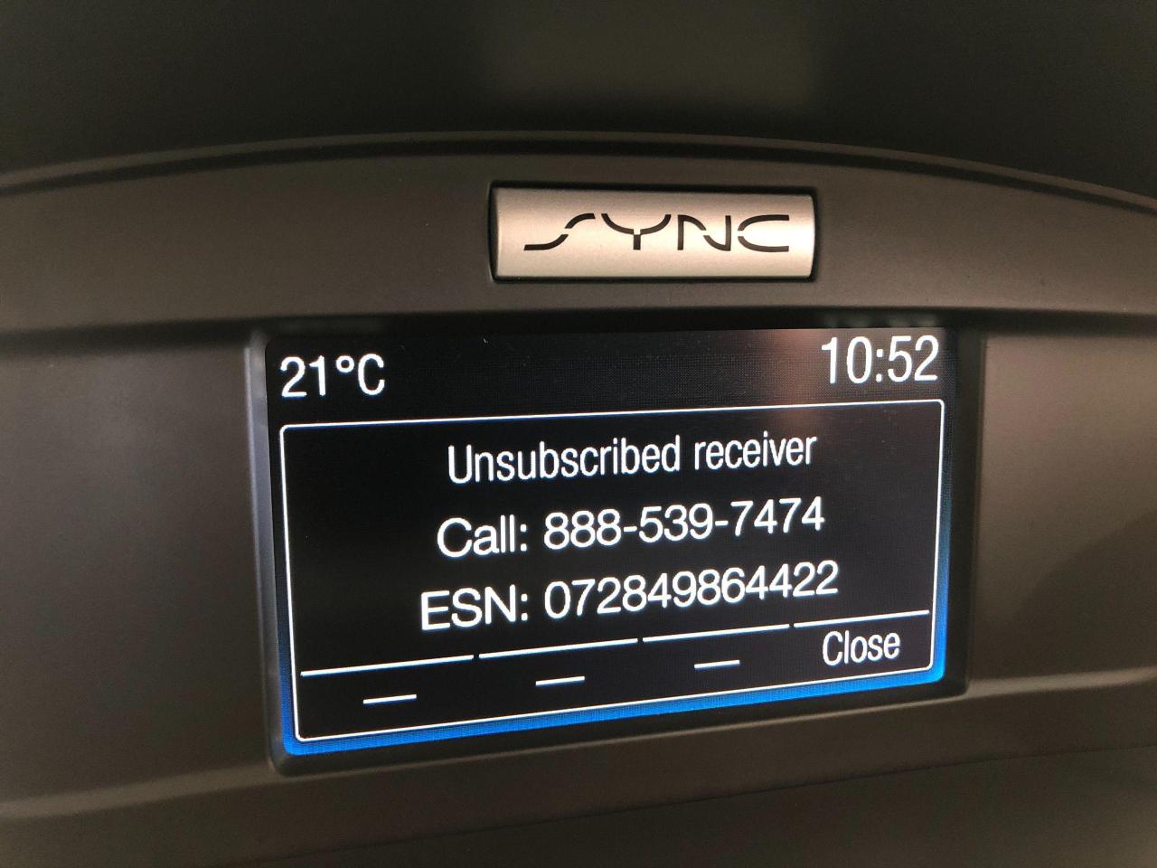 2017 Ford Escape SE 4WD+Camera+Heated Seats+Bluetooth+CLEAN CARFAX - Photo #28