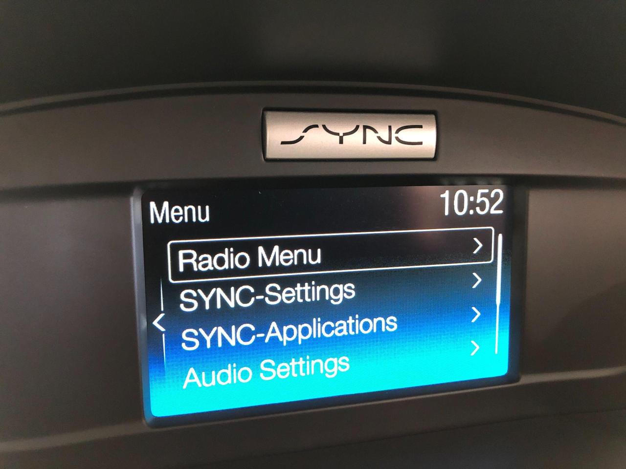 2017 Ford Escape SE 4WD+Camera+Heated Seats+Bluetooth+CLEAN CARFAX - Photo #29