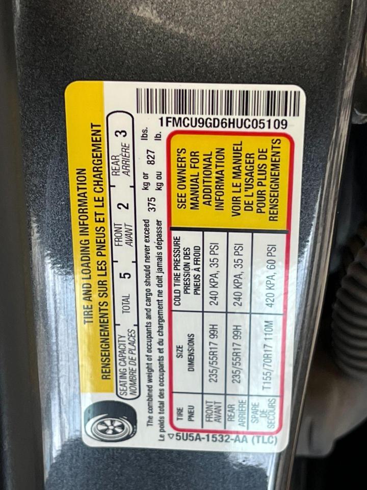 2017 Ford Escape SE 4WD+Camera+Heated Seats+Bluetooth+CLEAN CARFAX - Photo #40