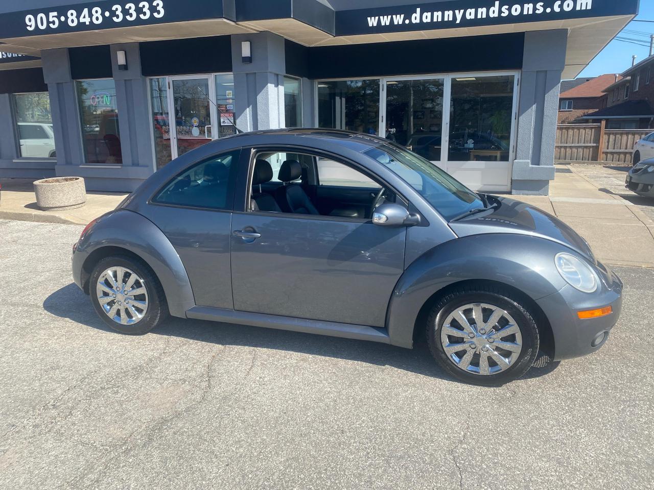 Used 2008 Volkswagen New Beetle TRENDLINE for sale in Mississauga, ON