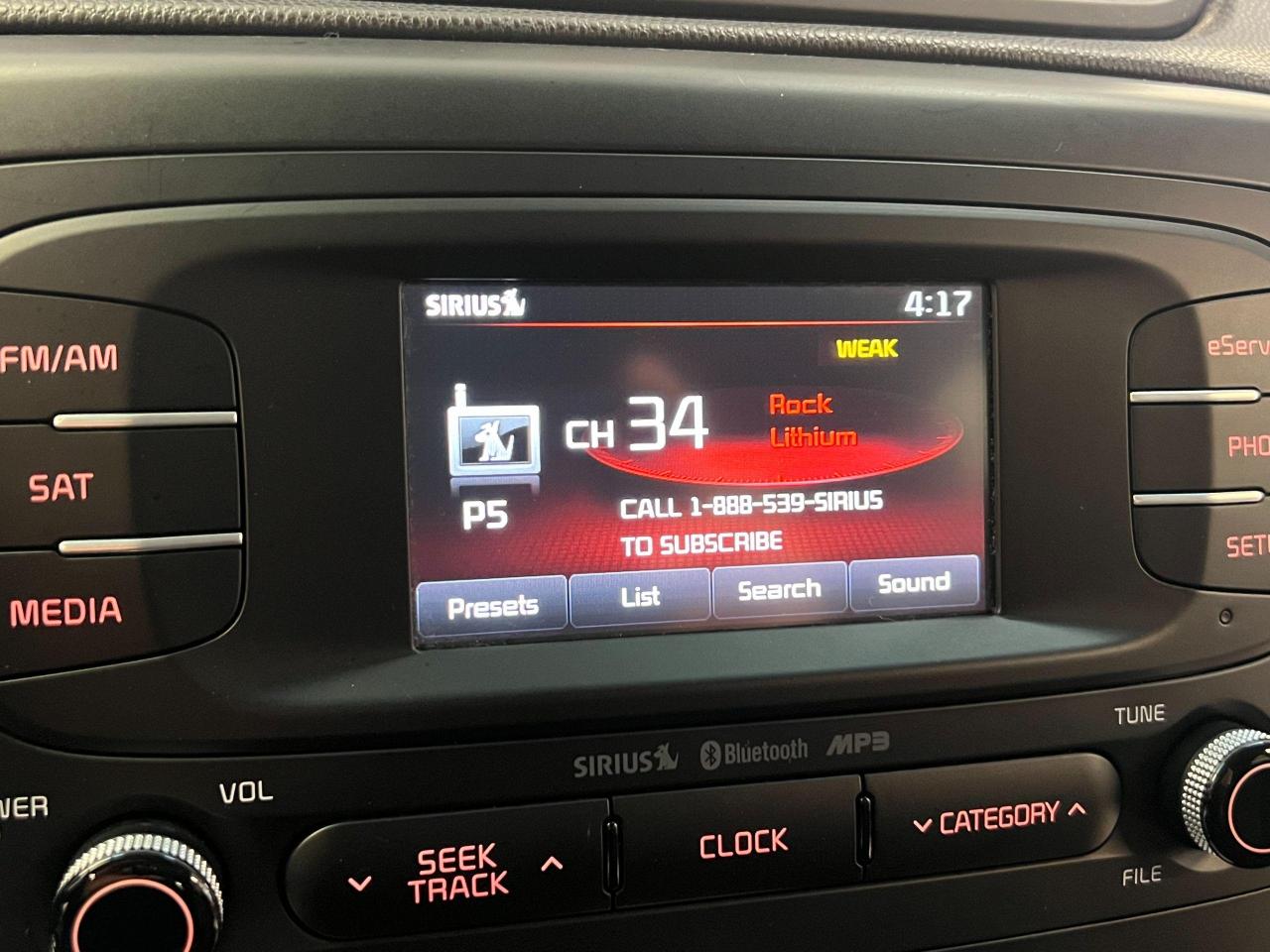 2014 Kia Soul Camera+Bluetooth+A/C+New Tires+CLEAN CARFAX - Photo #29