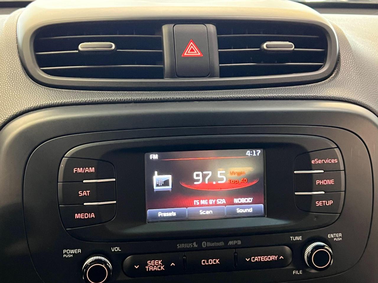 2014 Kia Soul Camera+Bluetooth+A/C+New Tires+CLEAN CARFAX Photo92