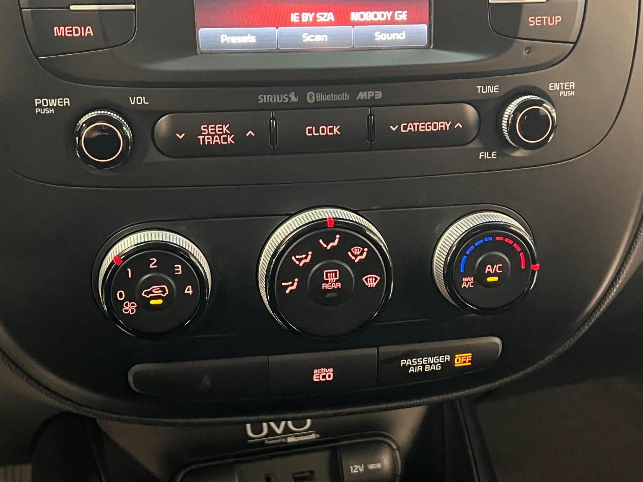 2014 Kia Soul Camera+Bluetooth+A/C+New Tires+CLEAN CARFAX - Photo #34