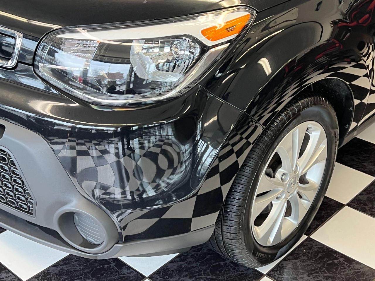 2014 Kia Soul Camera+Bluetooth+A/C+New Tires+CLEAN CARFAX Photo97