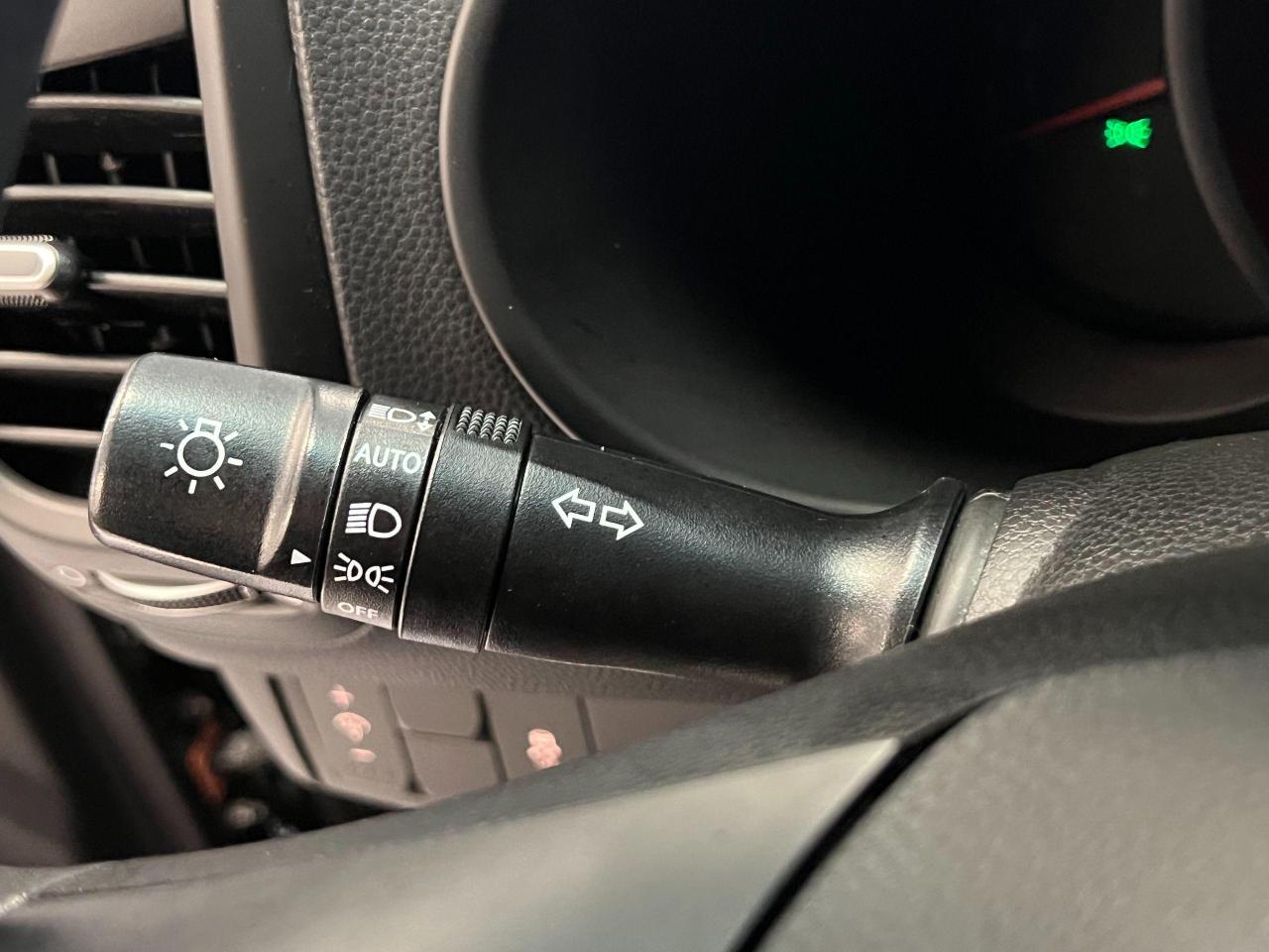 2014 Kia Soul Camera+Bluetooth+A/C+New Tires+CLEAN CARFAX Photo106