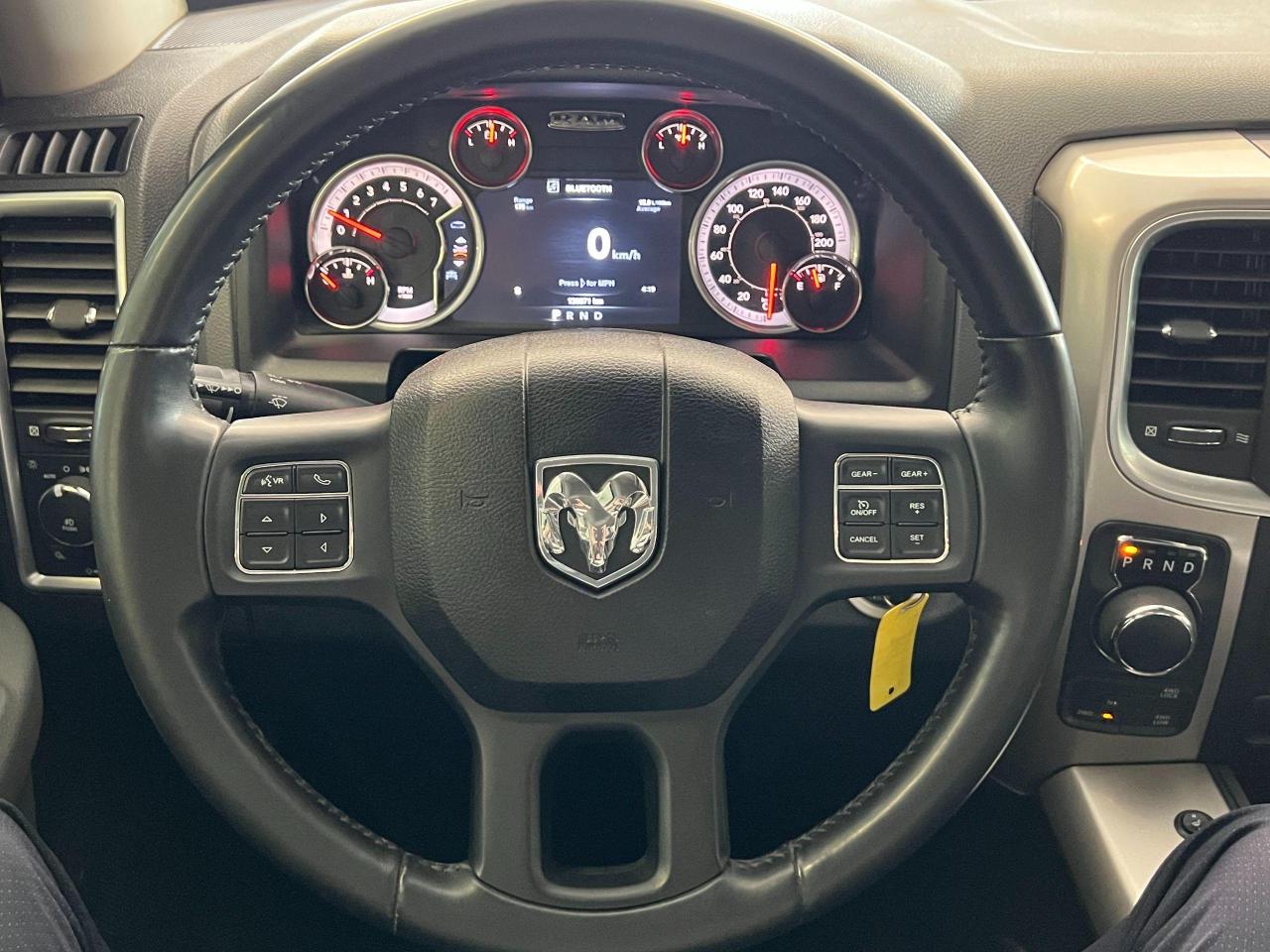 2016 RAM 1500 SLT 4x4 V6+Heated Seats+Remote Start+CLEAN CARFAX - Photo #9