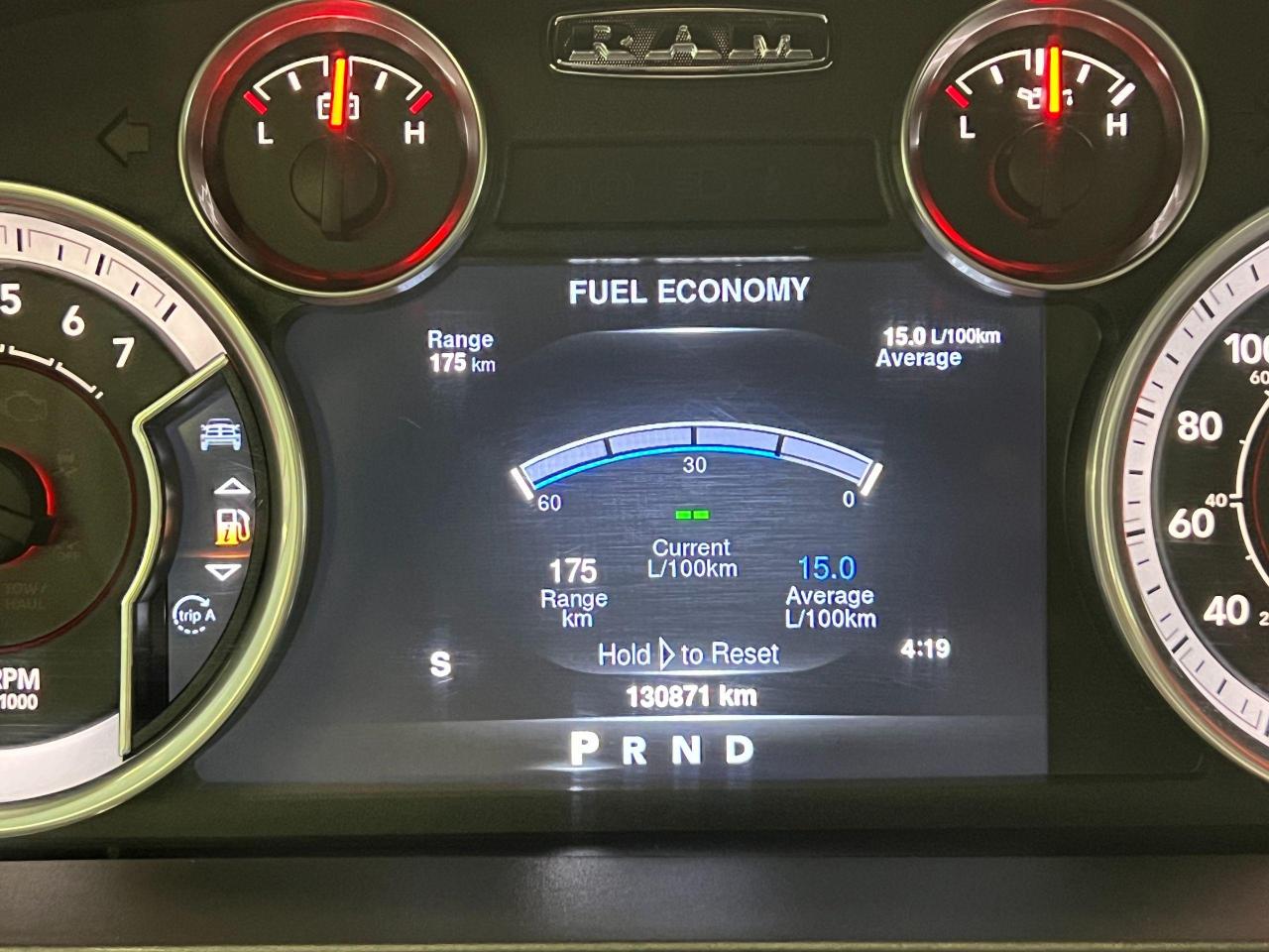 2016 RAM 1500 SLT 4x4 V6+Heated Seats+Remote Start+CLEAN CARFAX - Photo #52