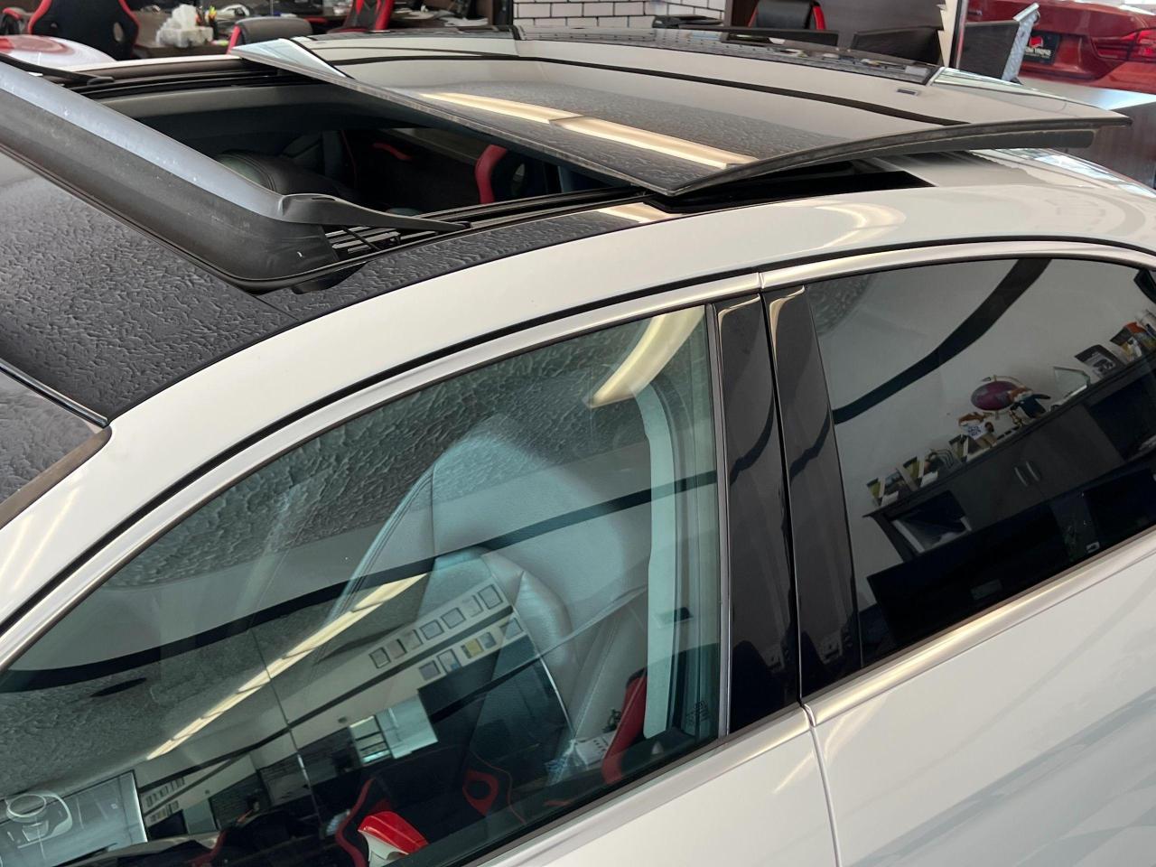 2017 Audi A3 Komfort 2L Quattro+Pano Roof+Xenons+CLEAN CARFAX Photo10
