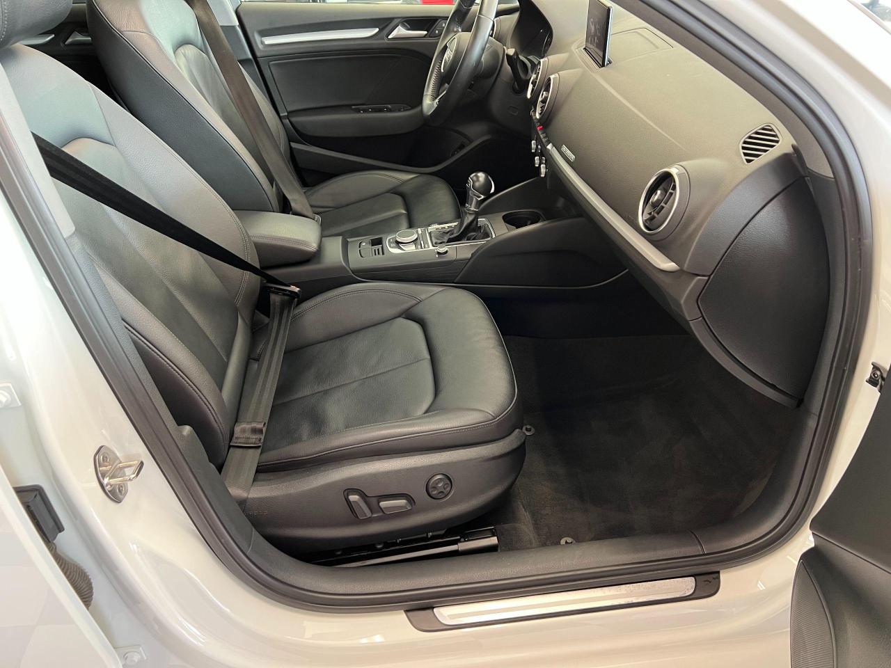 2017 Audi A3 Komfort 2L Quattro+Pano Roof+Xenons+CLEAN CARFAX - Photo #21