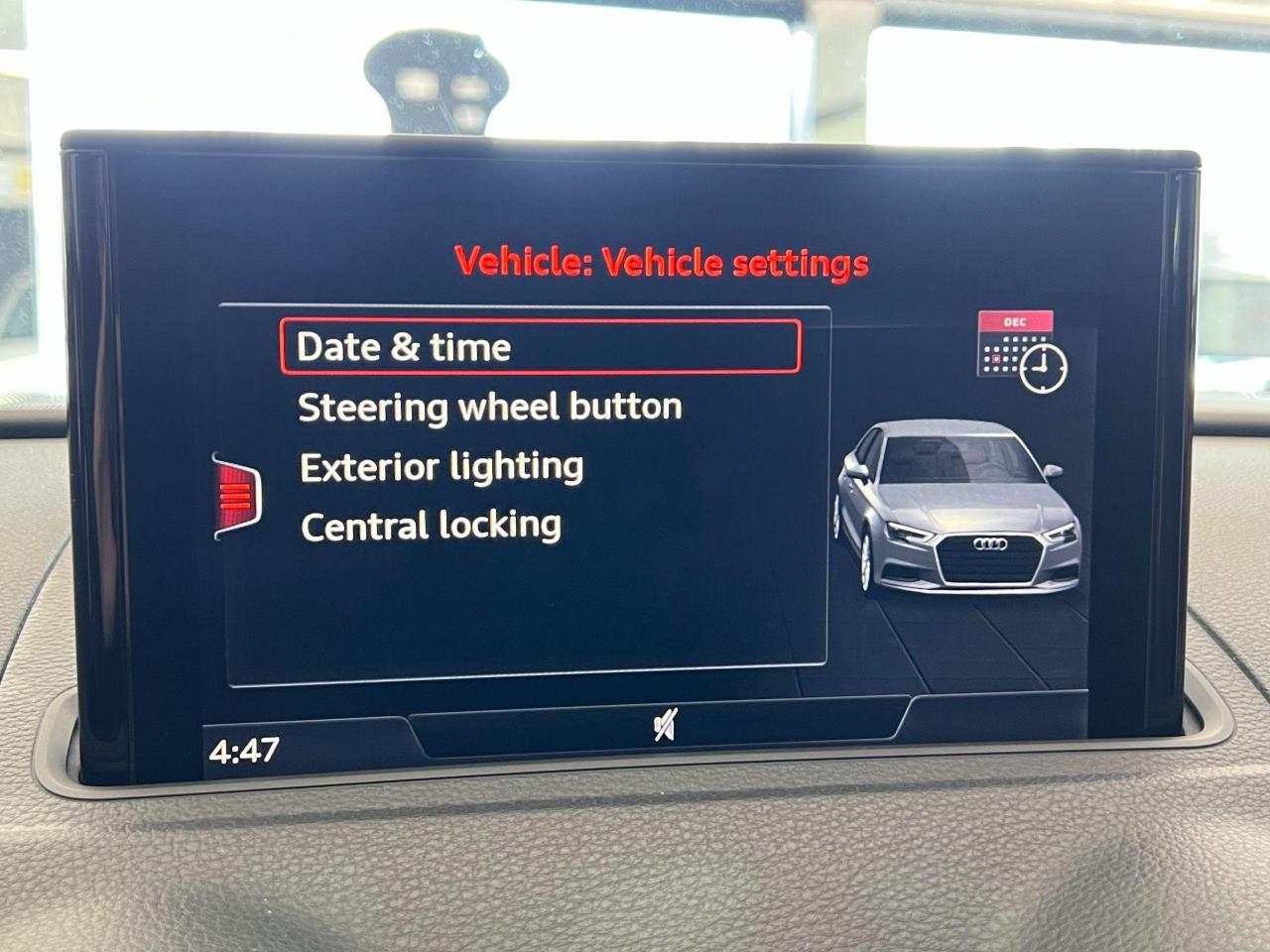2017 Audi A3 Komfort 2L Quattro+Pano Roof+Xenons+CLEAN CARFAX Photo94