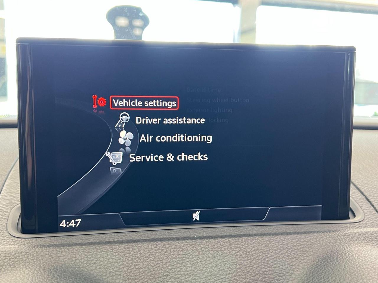 2017 Audi A3 Komfort 2L Quattro+Pano Roof+Xenons+CLEAN CARFAX - Photo #29