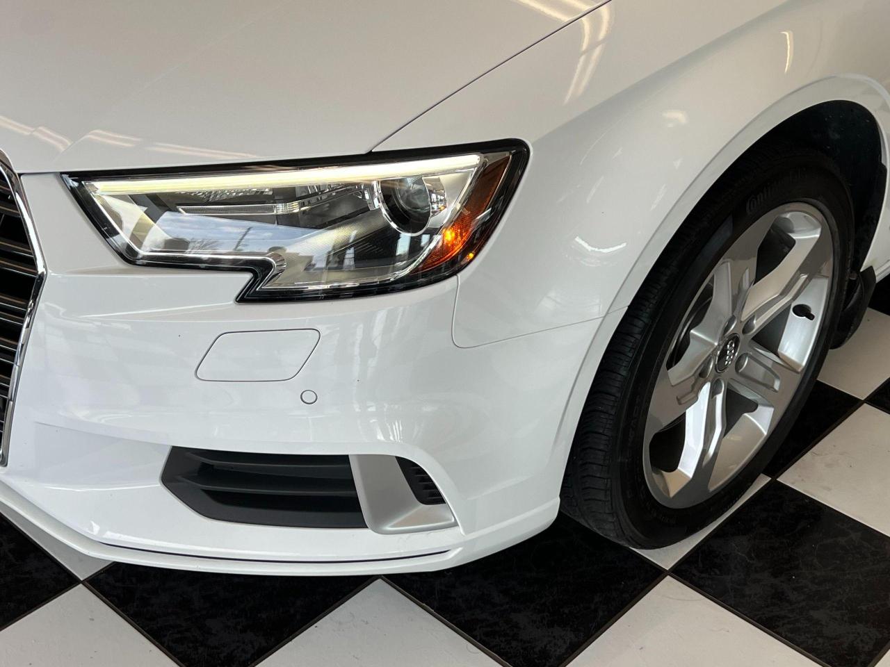 2017 Audi A3 Komfort 2L Quattro+Pano Roof+Xenons+CLEAN CARFAX Photo40