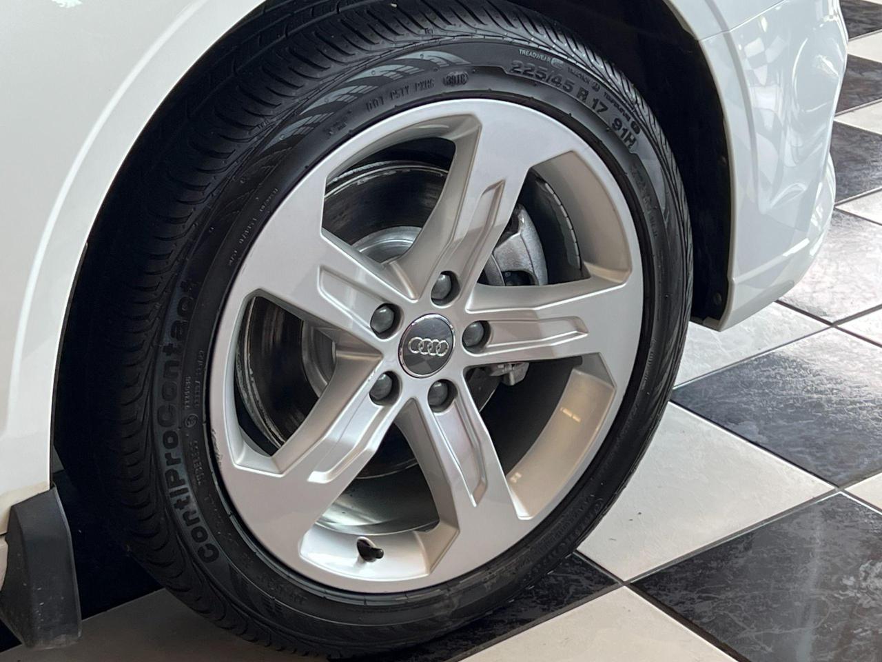 2017 Audi A3 Komfort 2L Quattro+Pano Roof+Xenons+CLEAN CARFAX Photo124