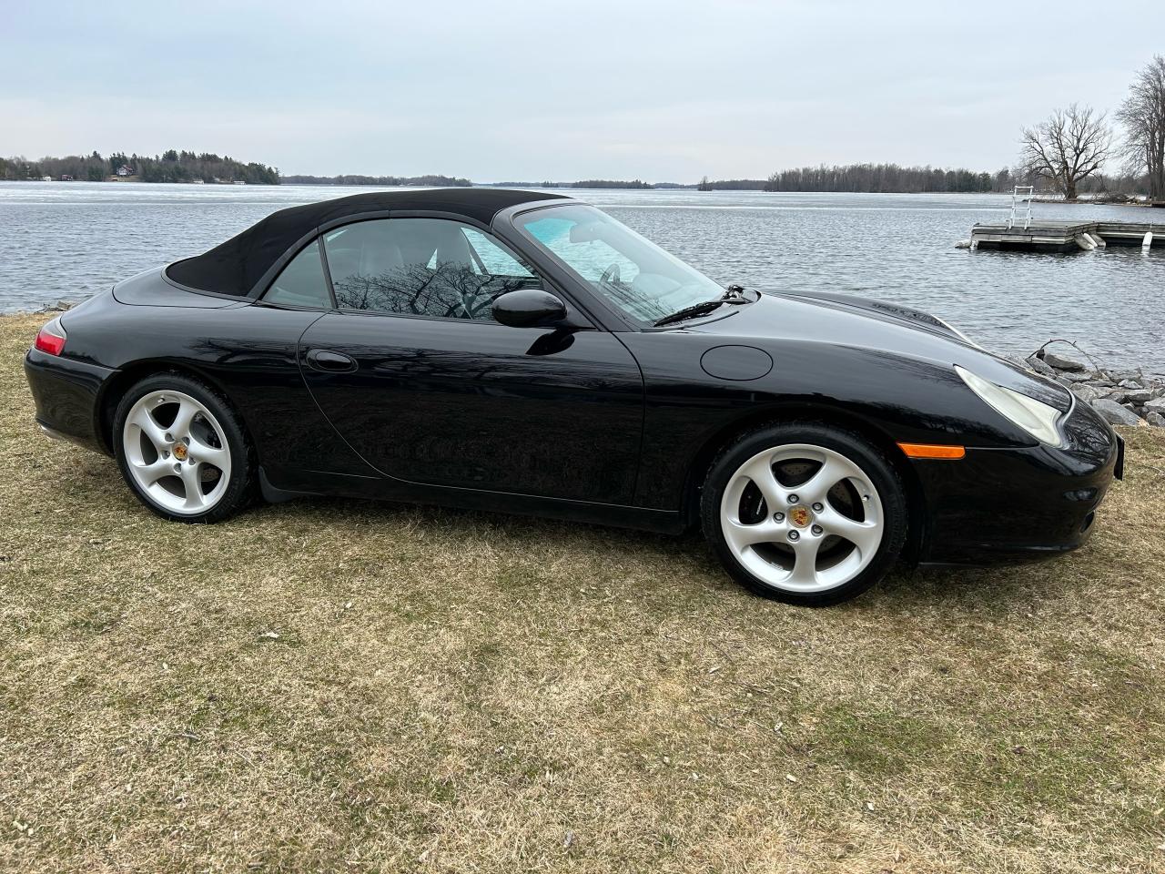 2004 Porsche 911 Convertible  With only 99400 km - Photo #7