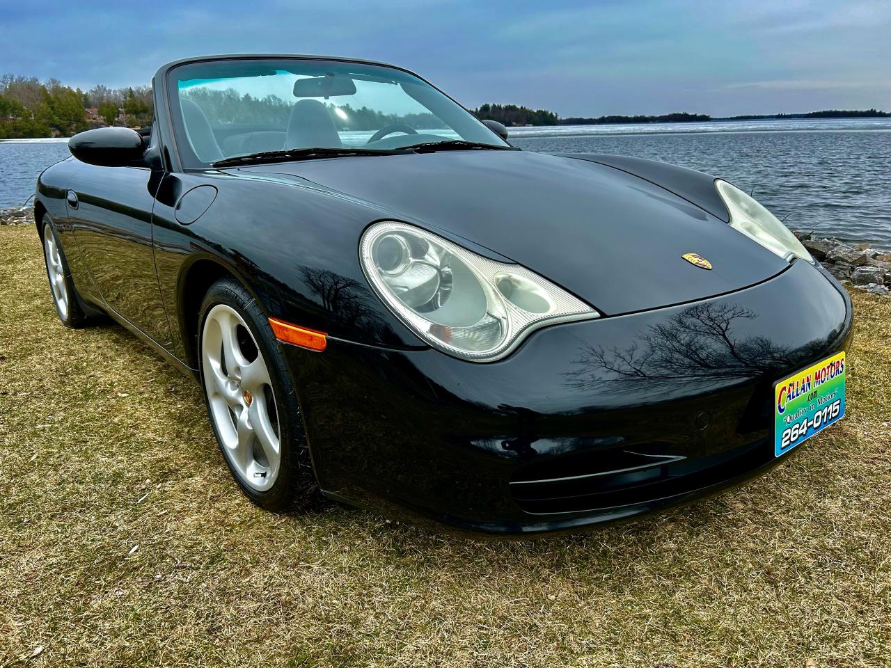 2004 Porsche 911 Convertible  With only 99400 km - Photo #44