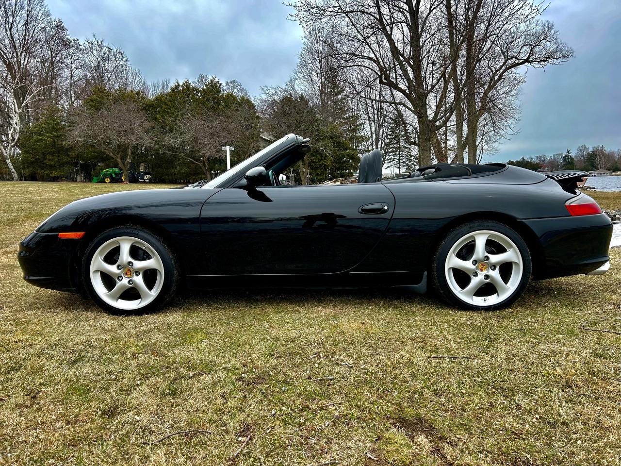 2004 Porsche 911 Convertible  With only 99400 km - Photo #51