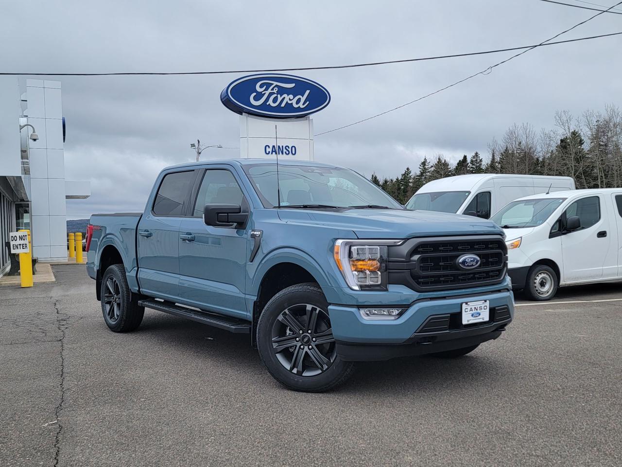 2023 Ford F-150 XLT 4WD SUPERCREW 5.5' BOX Photo0