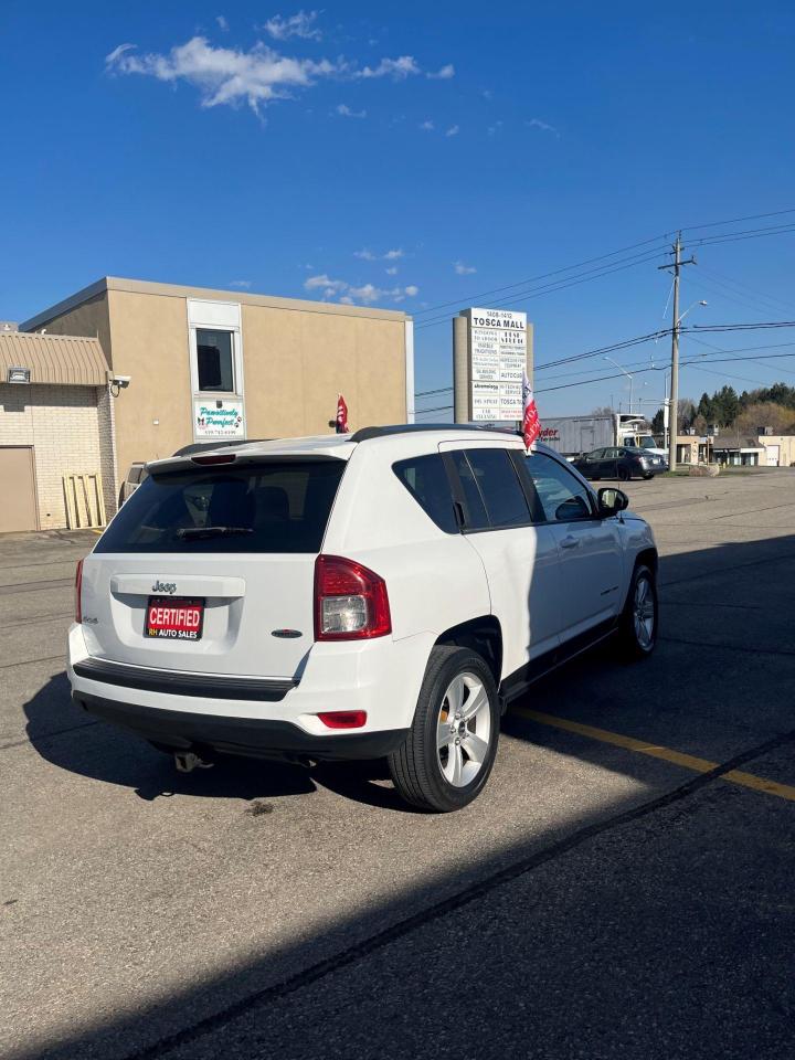 2011 Jeep Compass North Edition - Photo #5