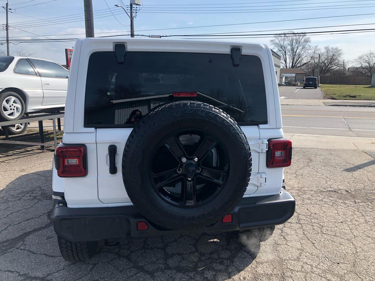 2021 Jeep Wrangler 4X4 Unlimited Sahara Altitude Photo2