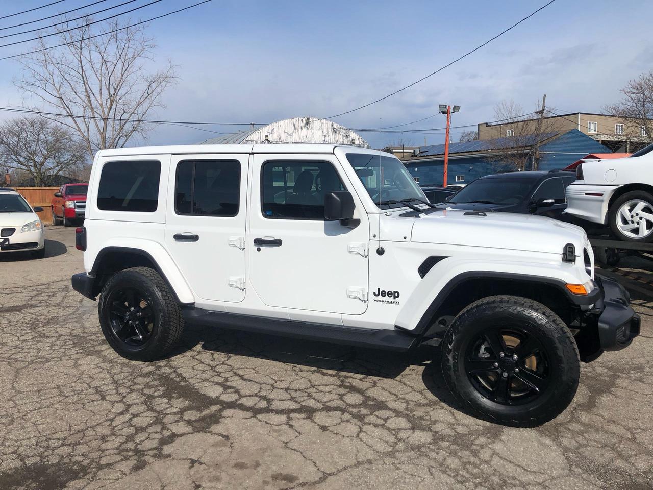 2021 Jeep Wrangler 4X4 Unlimited Sahara Altitude Photo3
