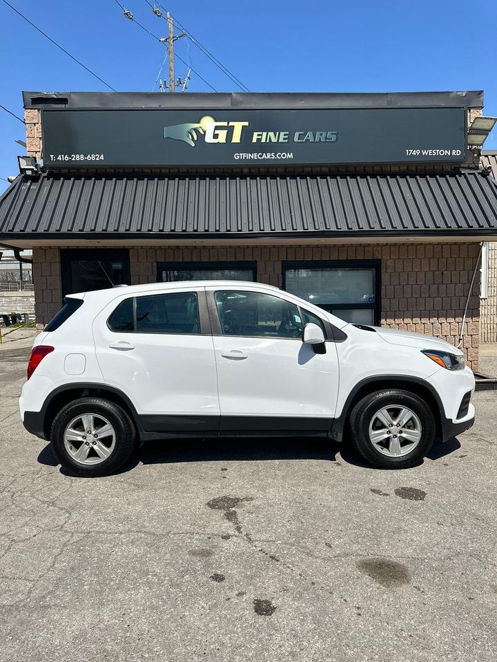 2017 Chevrolet Trax  Photo5