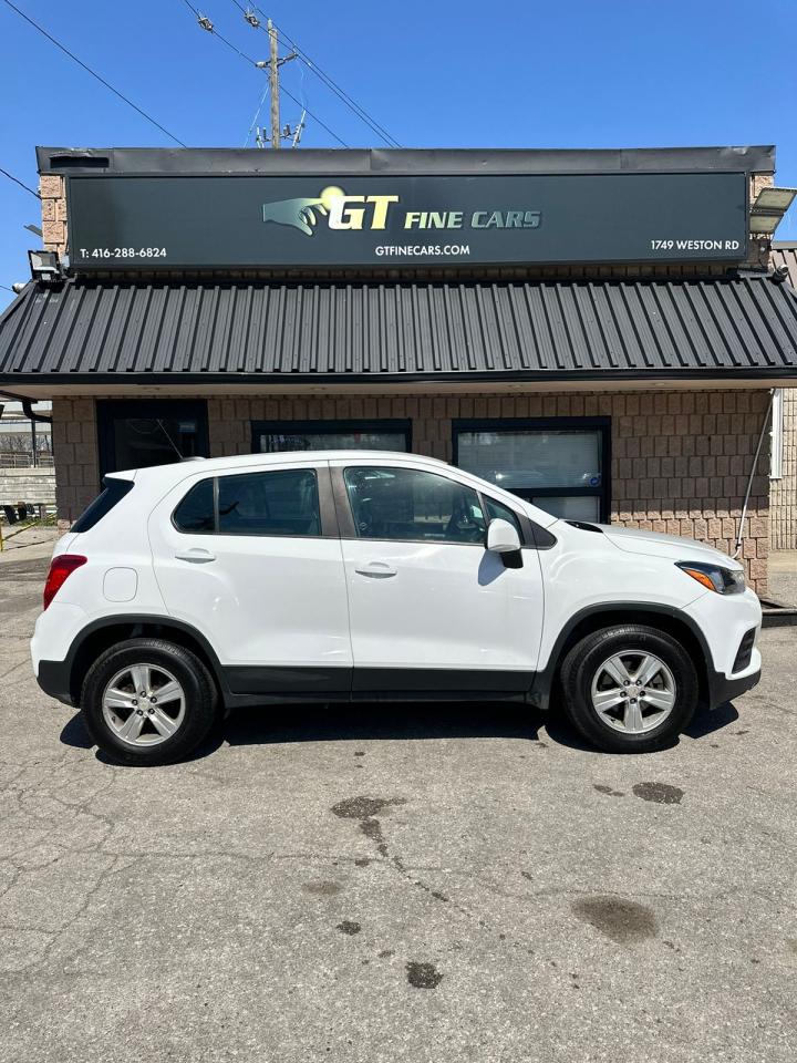 2017 Chevrolet Trax  - Photo #2