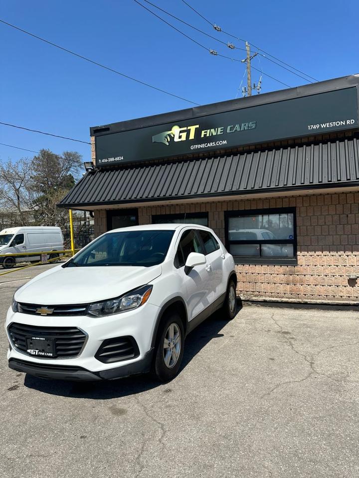 2017 Chevrolet Trax  Photo2