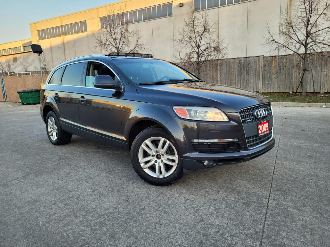 Used 2009 Audi Q7 AWD, 7 Passe, Leather, Panama roof, Warranty avail for sale in Toronto, ON