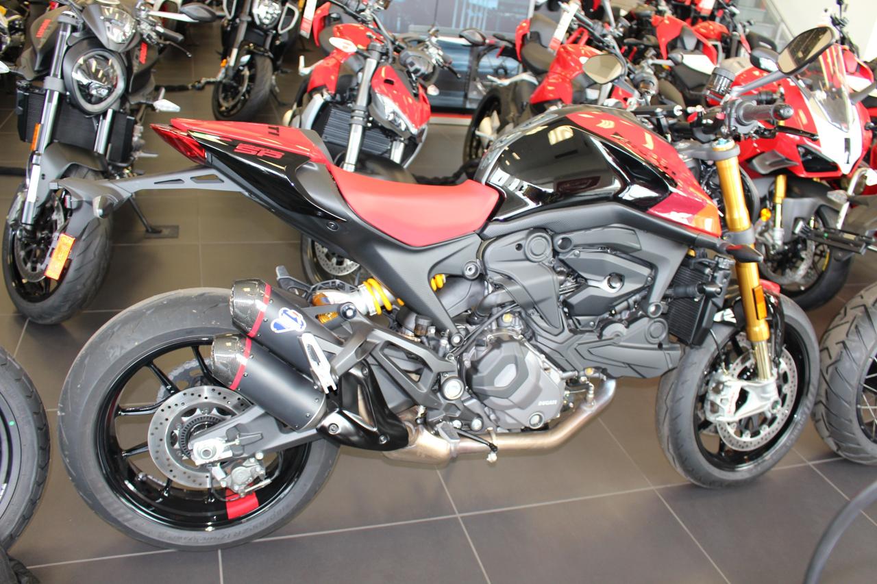 <p><span style=color: #3a3a3a; font-family: Roboto, sans-serif; font-size: 15px; background-color: #ffffff;>SP with Ohlins and Termi READY FOR IMMEDIATE DELIVERY All trades considered: Bikes, Cars, SUVs, etc. Easy financing, refinancing and open loan terms are payable at any time without penalties or fees.. Finance for longer terms is also available. We have a full line of Ducati Motorcycles, Parts, Accessories & Apparel (Ducati Performance).</span></p>