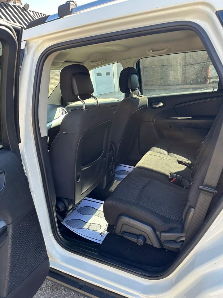 2012 Dodge Journey  Photo
