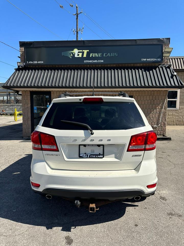 2012 Dodge Journey  Photo