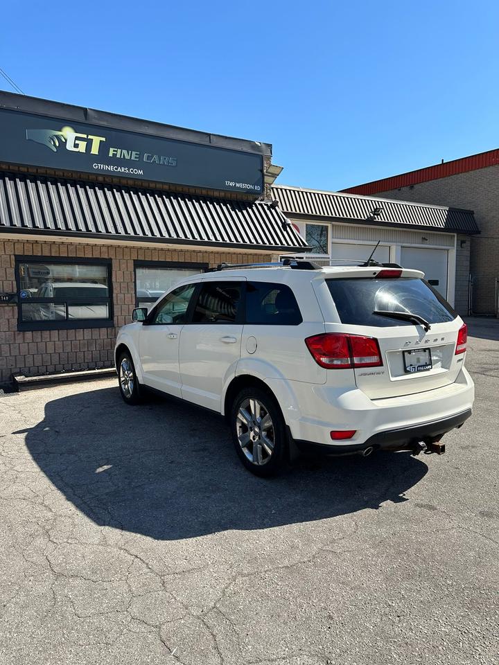 2012 Dodge Journey  Photo