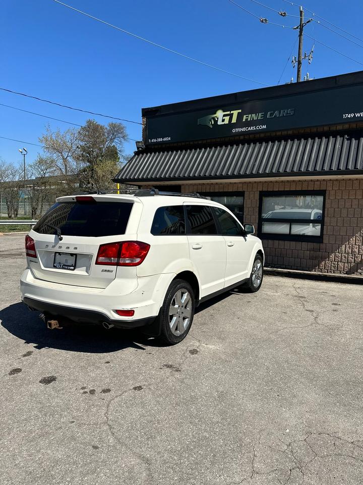 2012 Dodge Journey  Photo