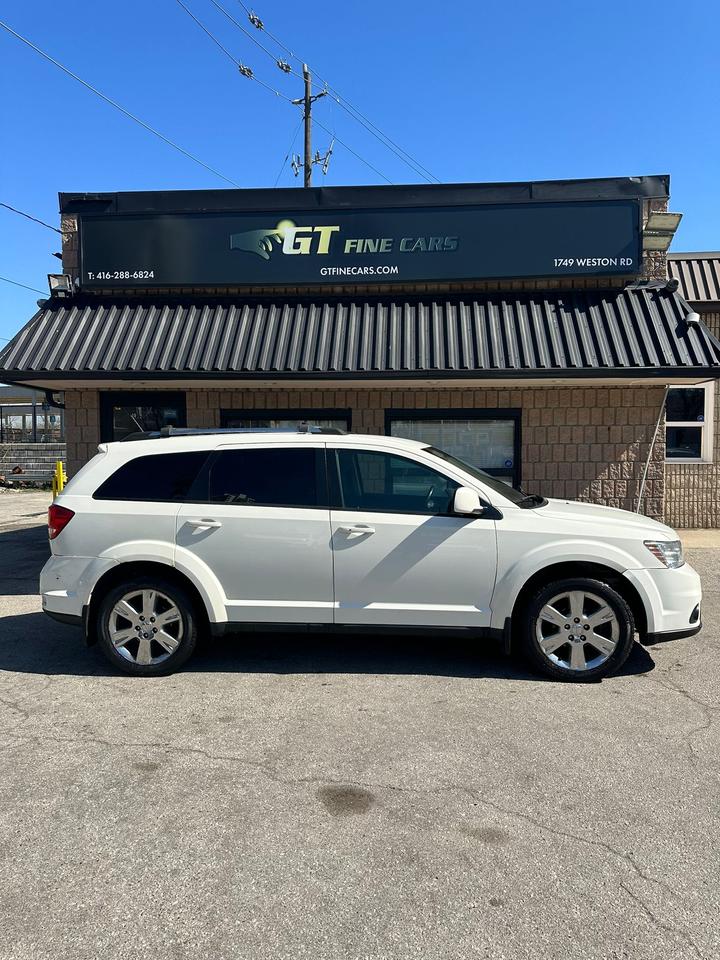2012 Dodge Journey  Photo